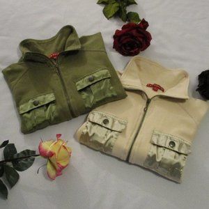 💖 J.J BASICS VINTAGE GREEN AND BEIGE (2) FULL-ZIP CROP TOPS – SIZE L 💖